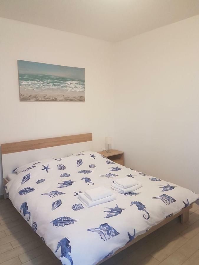 סנג' Apartments Lucija מראה חיצוני תמונה